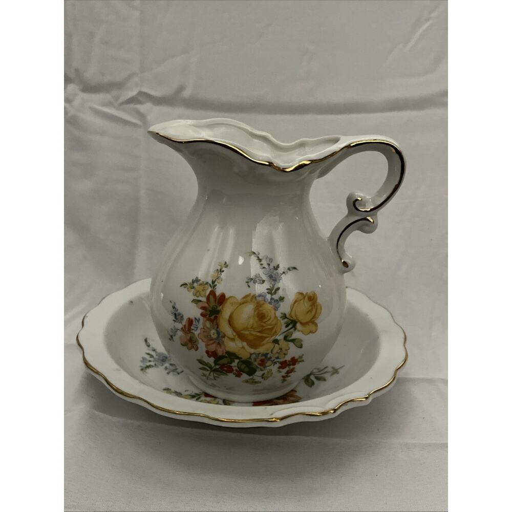 Vintage Royal Crown Porcelain Pitcher Vase Basin Bowl Saucer Set Japan Gold Trim